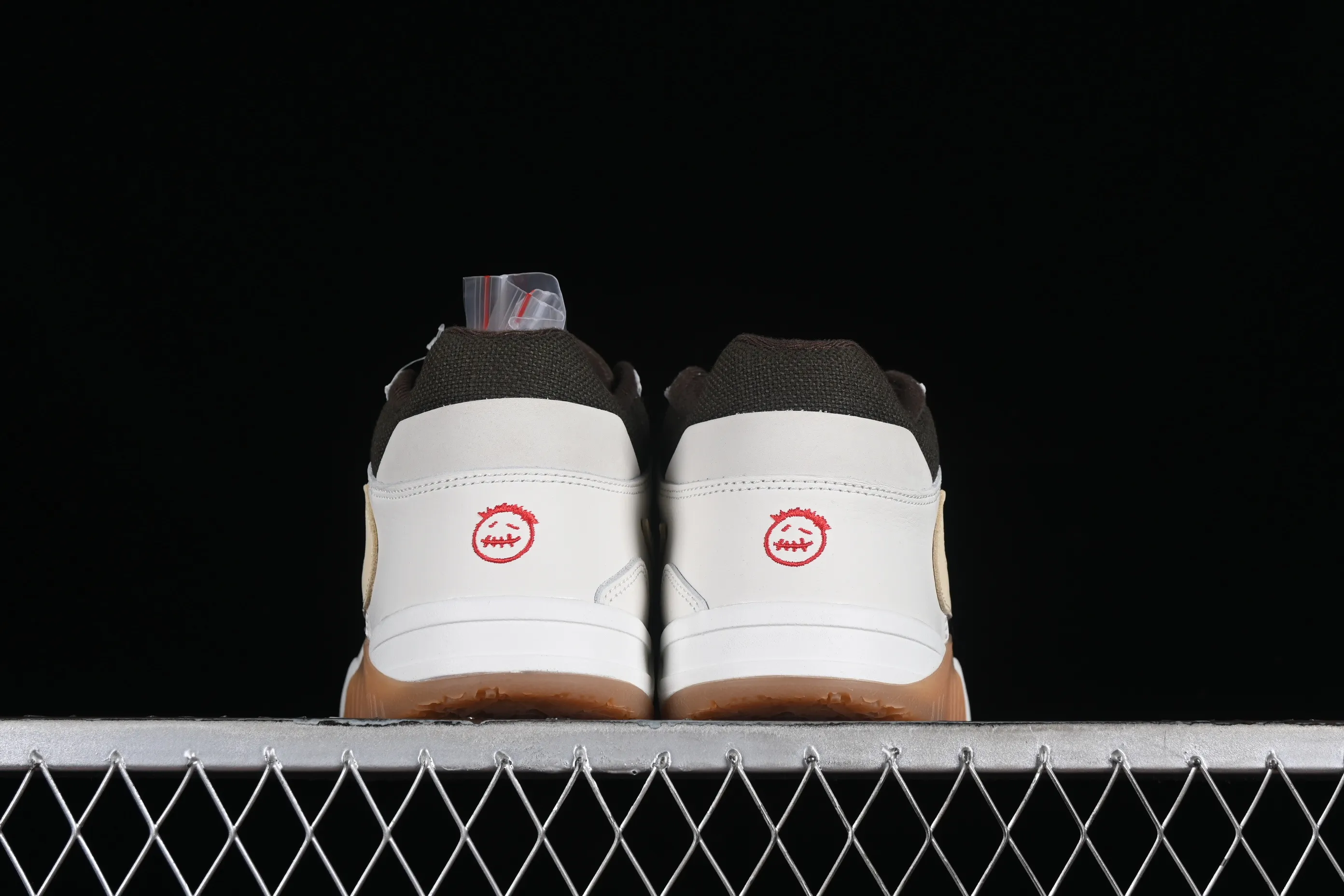 All categories Air Jordan Jordan series basketball shoes Air Jordan 1 Low LW version Travis Scott x Jordan Cut The Check AJ1 Joe 1 hook and loop fashion basketball shoes FZ8117-100